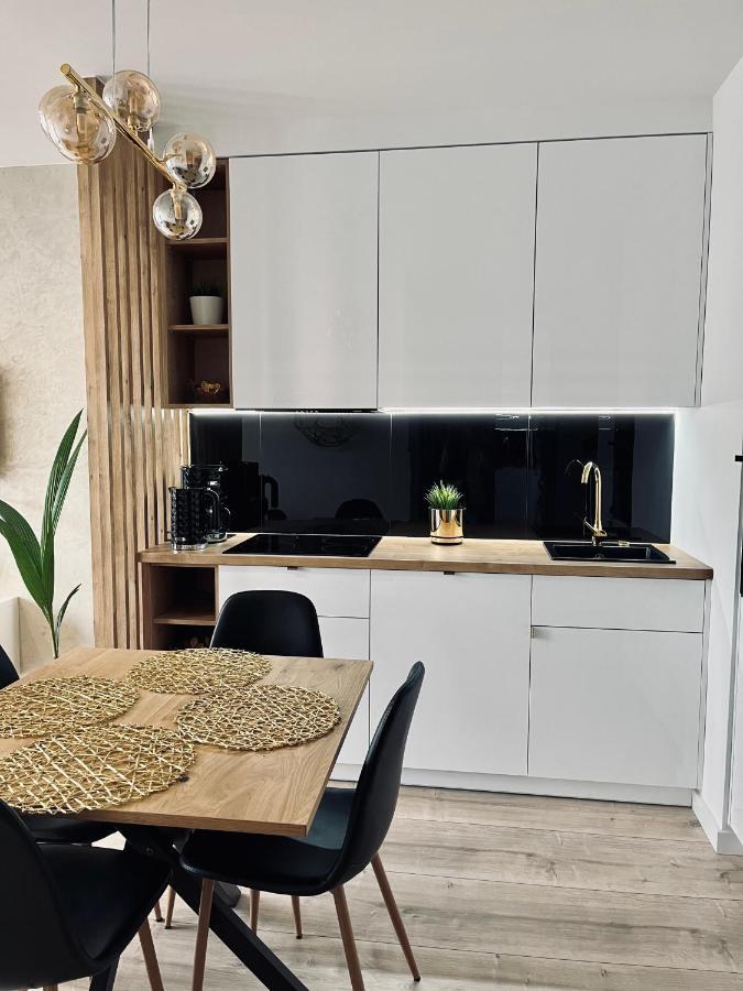 Nowoczesny Apartament Z Garazem Morelova Gdańsk Exterior foto